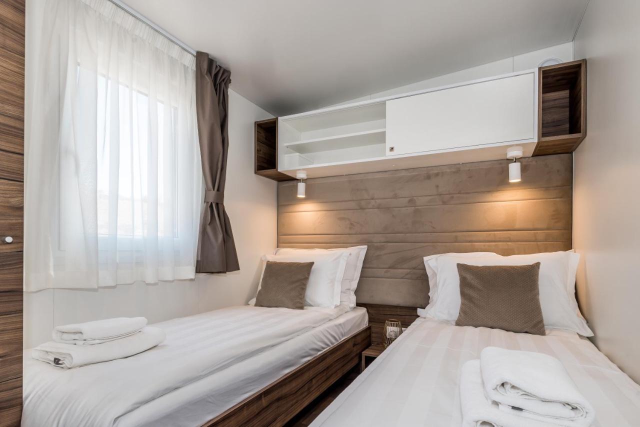 Azalea Wine And Olive Hill Hotel Primosten Bagian luar foto