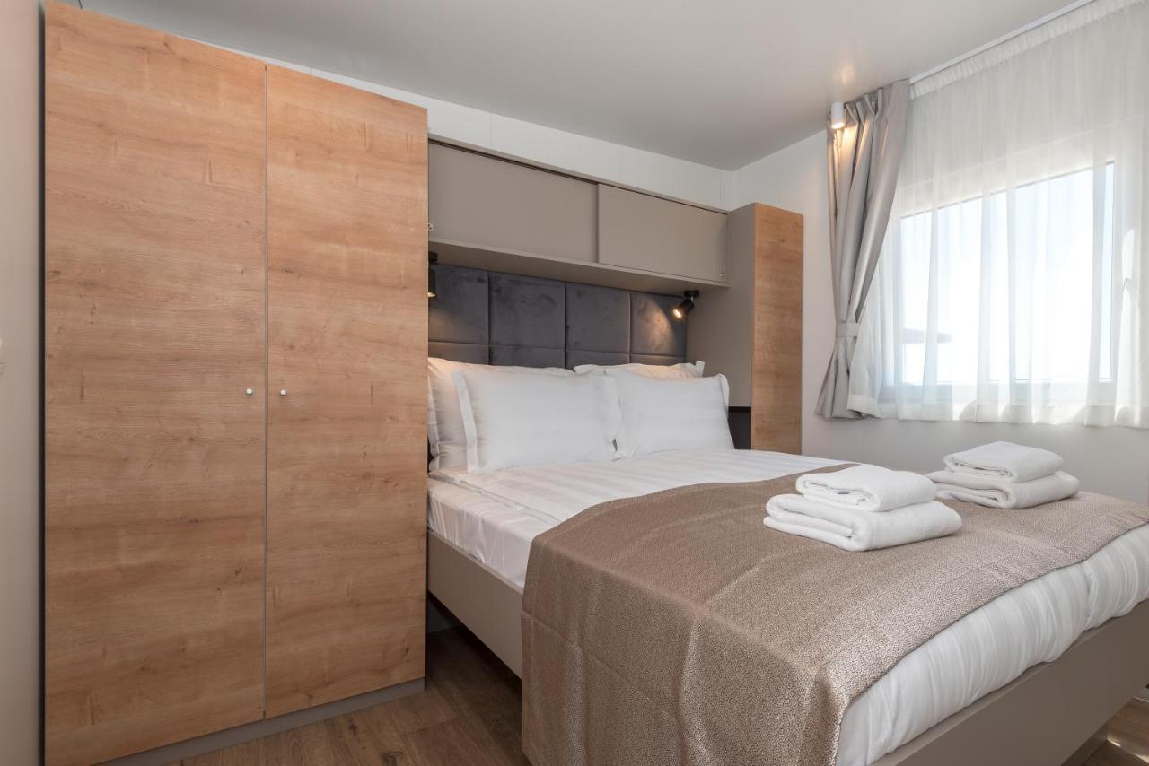 Azalea Wine And Olive Hill Hotel Primosten Bagian luar foto